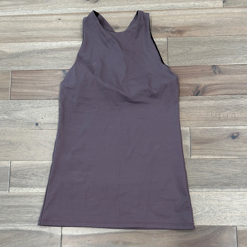 Onzie flow purple Mauve Tank Top 4 for $20